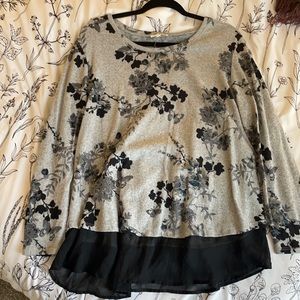 Perfect for fall! Long sleeve soft material